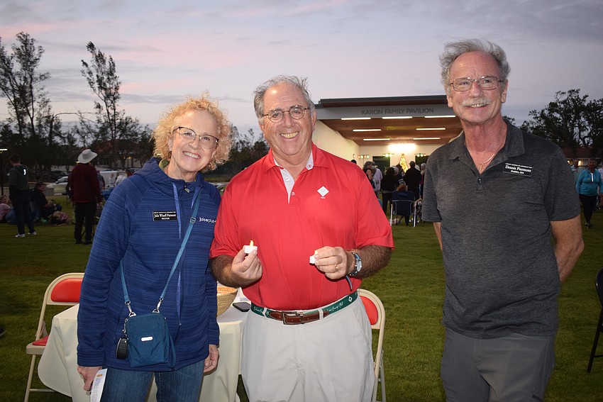 Julia Piermont, Noel Ebrahim and Dennis Piermont.