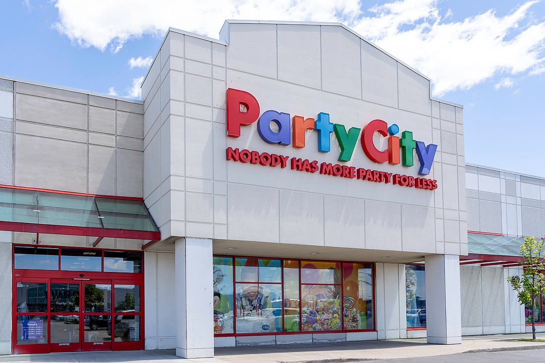 Party City declared bankruptcy and is closing all its stores.