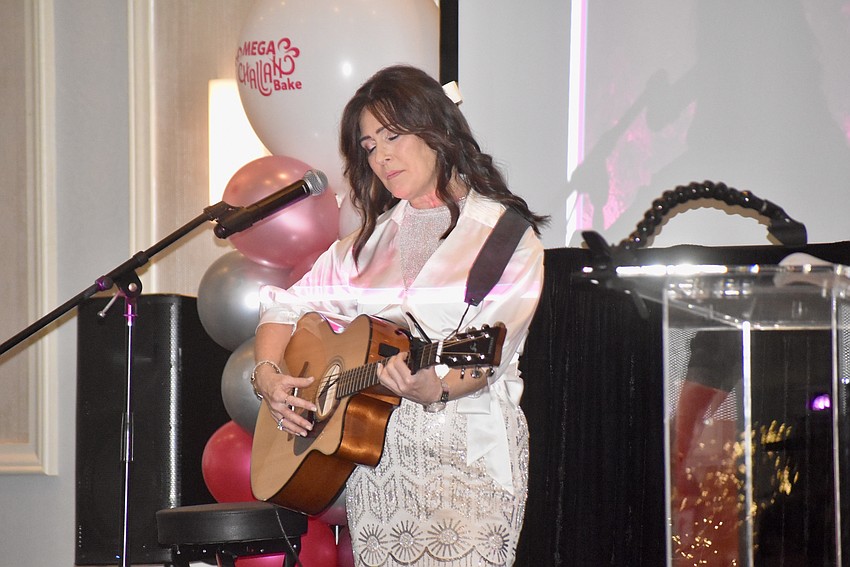 Chavi Rappaport sings a prayer for soldiers and hostages.