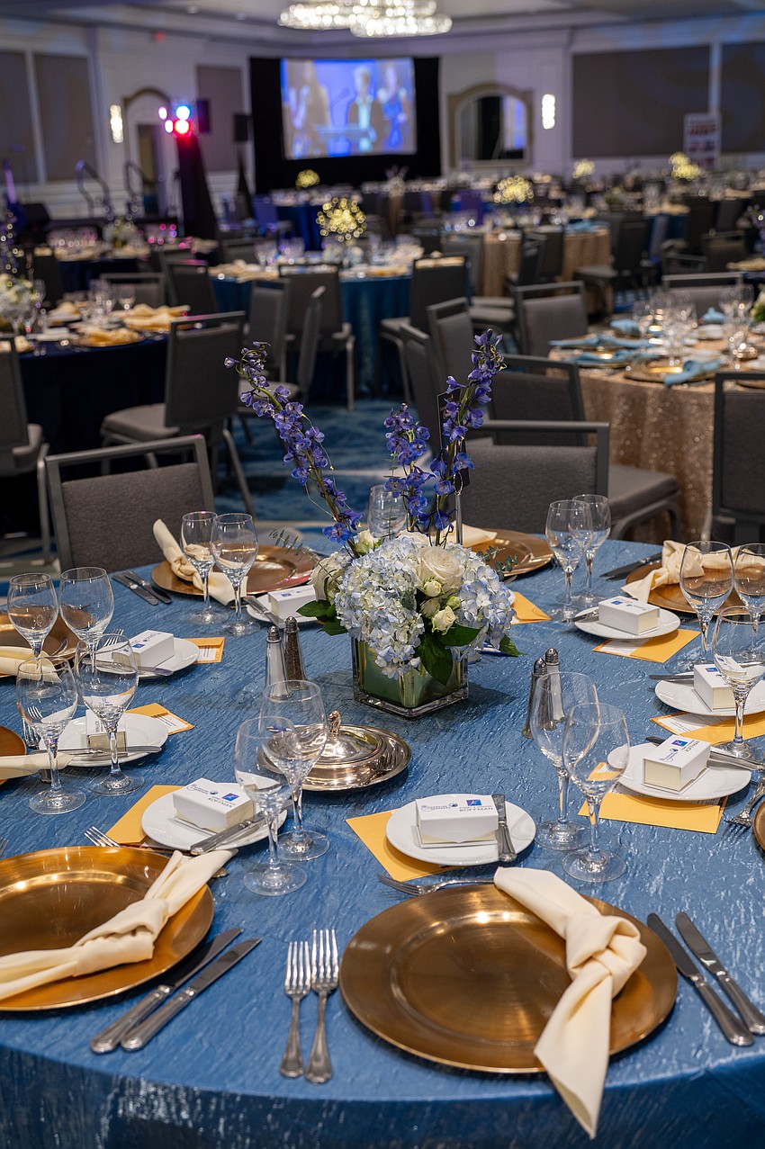 Beautiful table settings and centerpieces.