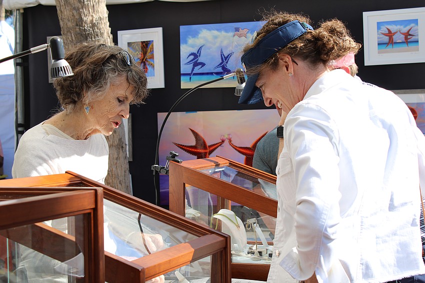 Jewelry designer Alexis Barbeau helps Kim and J.T. Kellock design a special 30th anniversary custom piece.