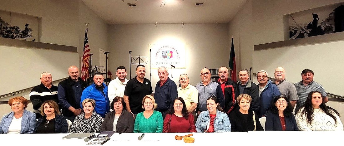 Portuguese American Cultural Center in Palm Coast 2025 Board of Directors: Front row, Nina Sousa, Odilia Amaral, Tina Brito, Ester Cerqueira, Maria
Silva, Elizabete Fernandes, Melissa Fernandes, Célia Pedro, Lucy Kelley and Evonne Ligeiro. Back row, Paulo Amaral, Tony Brito, Ricardo Neves, Luis Miguel Ferreira, Márcio Oliveira, Manuel Goulart, Manuel Ramalho, Jose Silva, Manuel Cerqueira, Hermes Pedro, António Cruz, Nelson Tereso and Jack Rodrigues. Courtesy photo