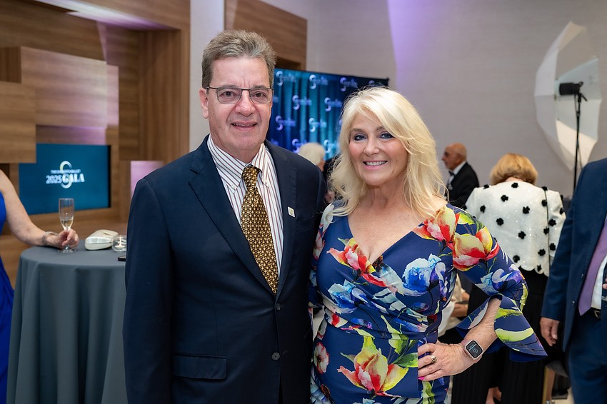 Jeffrey Peterson and Dr. Wendy Klein