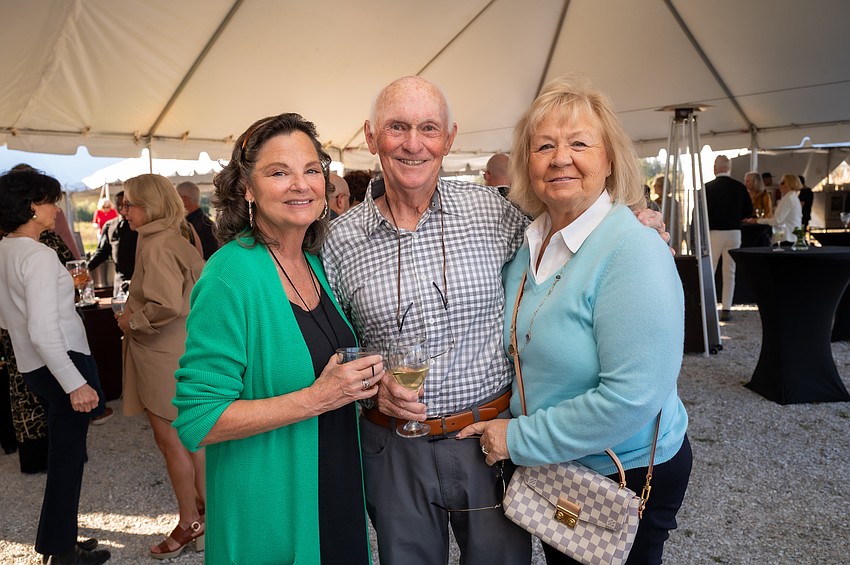 Linda Whittaker, John and Pam Mader