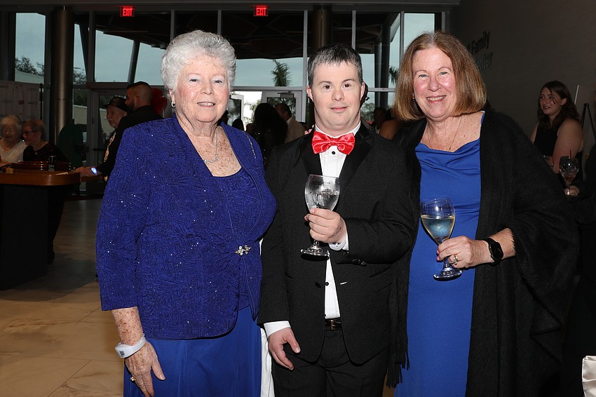 Sisters Fran Sterbenz and Mary Valenti with Mary's son, Matt.