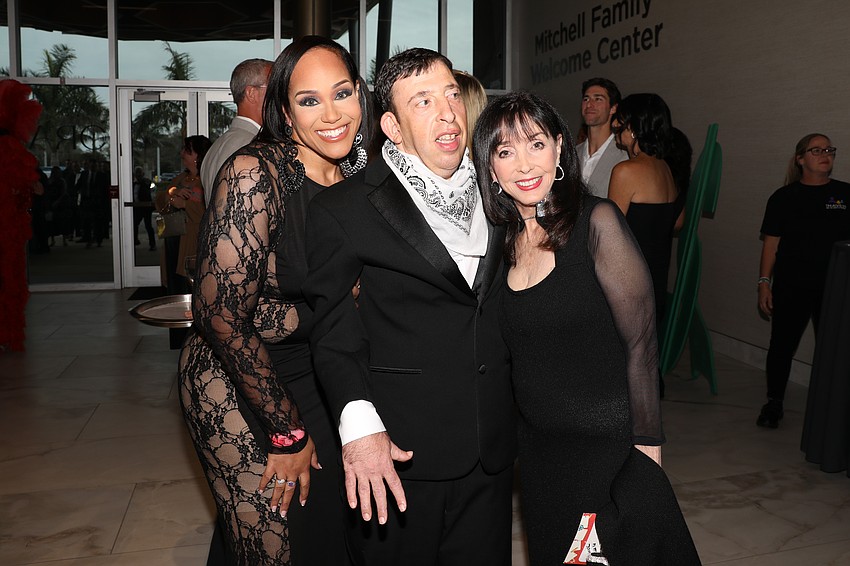 Janelle Bronaugh, Bobby Resnick and Wendy Resnick