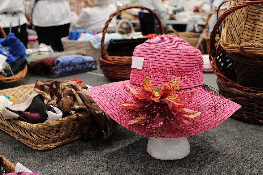 The higher-end clothing boutique drew many keen-eyed shoppers.