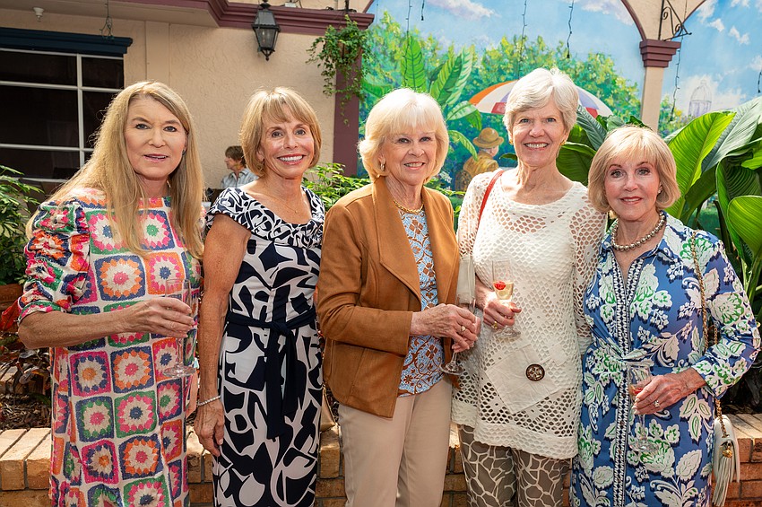 Mary Taylor, Sue Stuart, Ellen Horak, Bennie Dods and Susan Gilmore Clarke