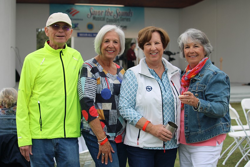 Richard Fine, Linda Hurwitz, Kathy Sanford and Kathy Grieder booked two tables this year.