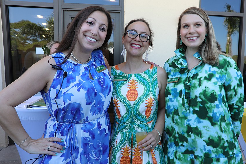 Alaina Shapiro, Tressa McLeod and Kaitlyn Reeves