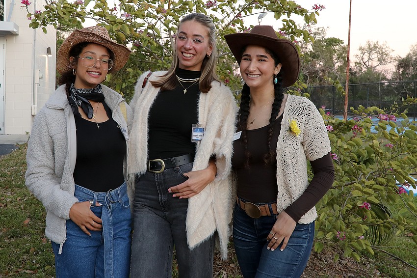 Solymar Estrella, Marguerite Andrich and Fatima Demlak