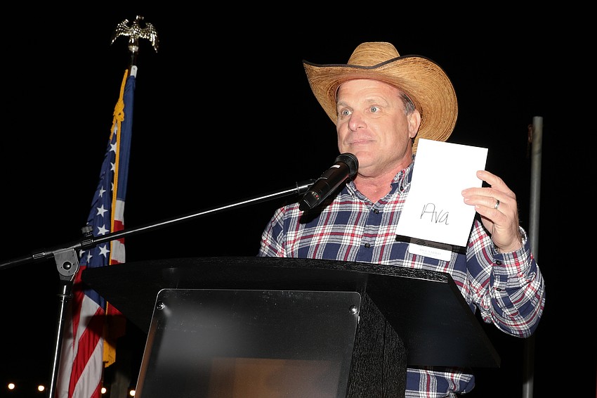 Boys and Girls Club President and CEO Bill Sadlo announces Ava M. as the 2025 Youth of the Year.