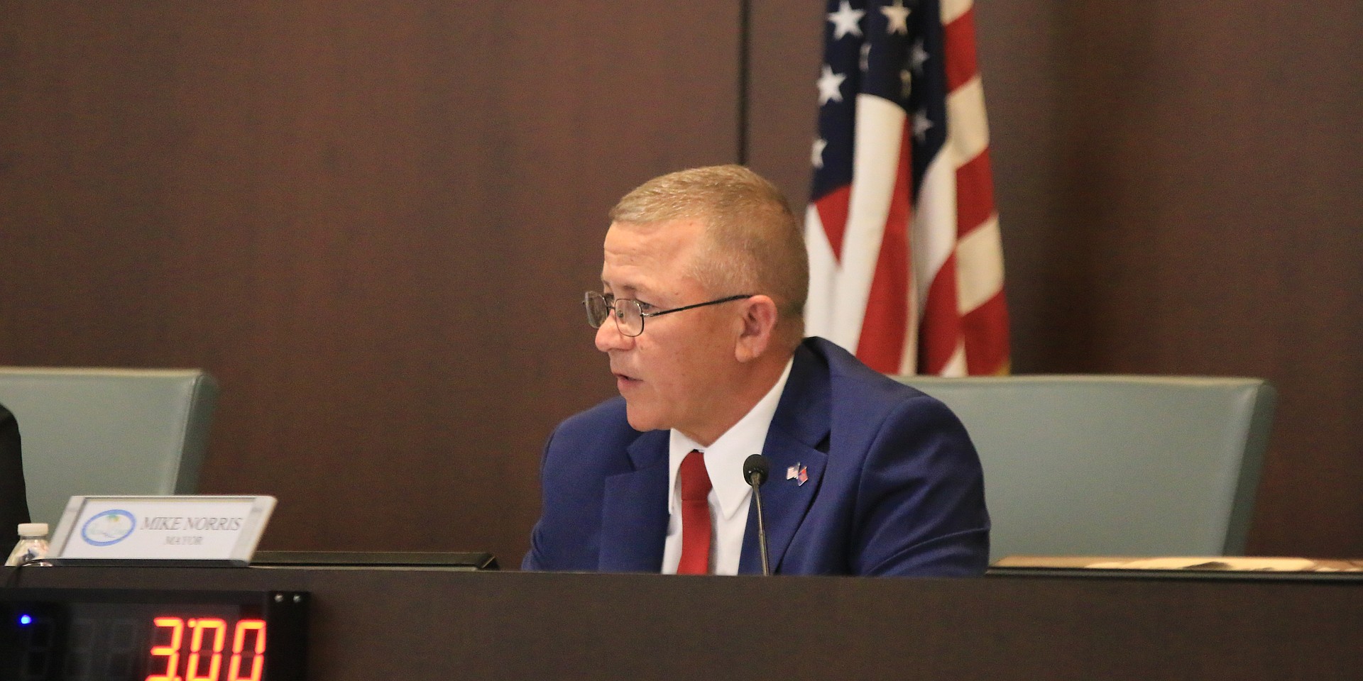 Mayor Mike Norris directed Acting City Manager Lauren Johnston to fire staff, according to Johnston. Photo by Brian McMillan