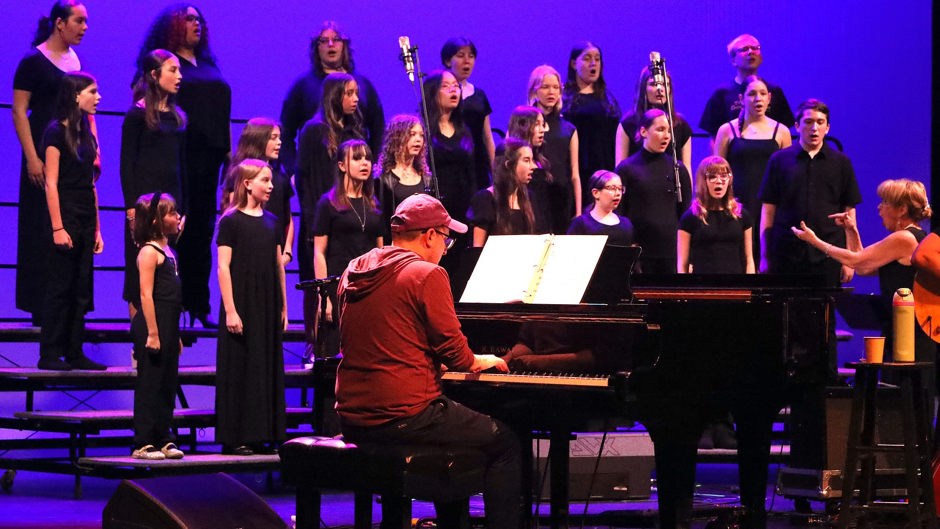 Taste of Broadway: Youth choir performs with star Mandy Gonzalez at the ...