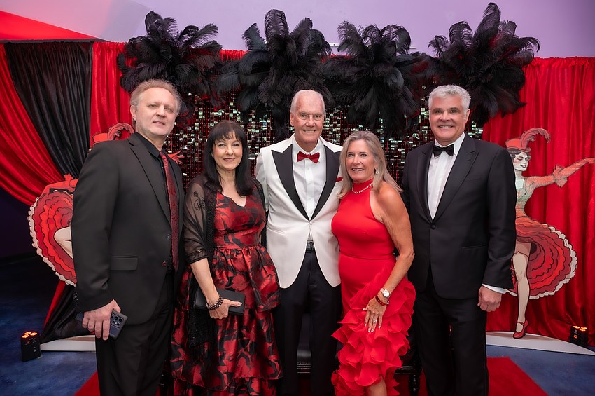 Alexei Moskalenko, Sarasota Performing Arts Foundation CEO Tania Castroverde Moskalenko,  Co Chairs Jim and Susan Travers and Honoree Paul Seed