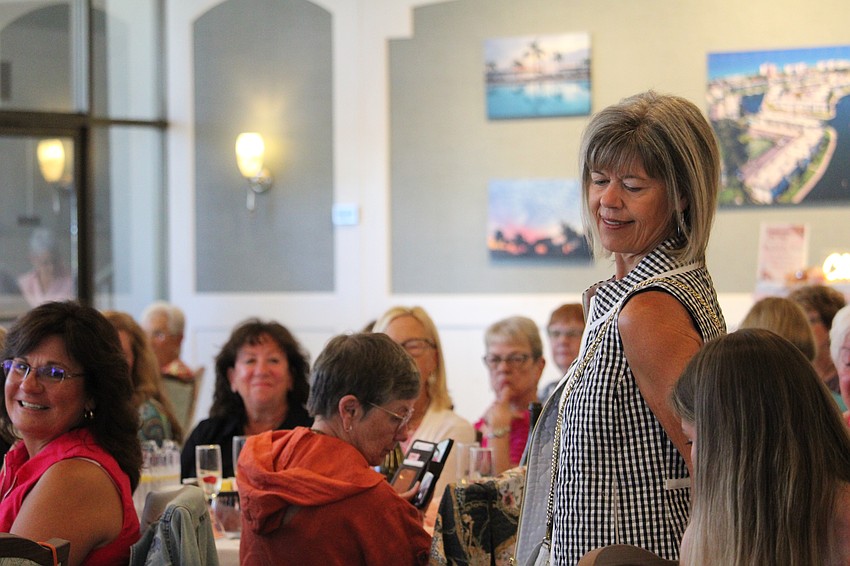 Cindy Sommer throws a look over her shoulder.