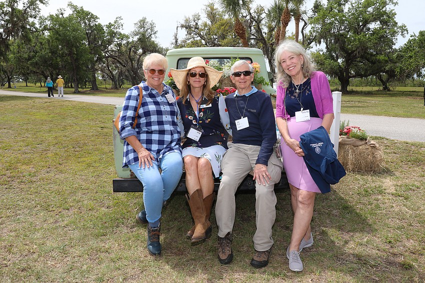Vicki Crupi, Andria PIekarz, Joe Crupi and Cynthia Olcott