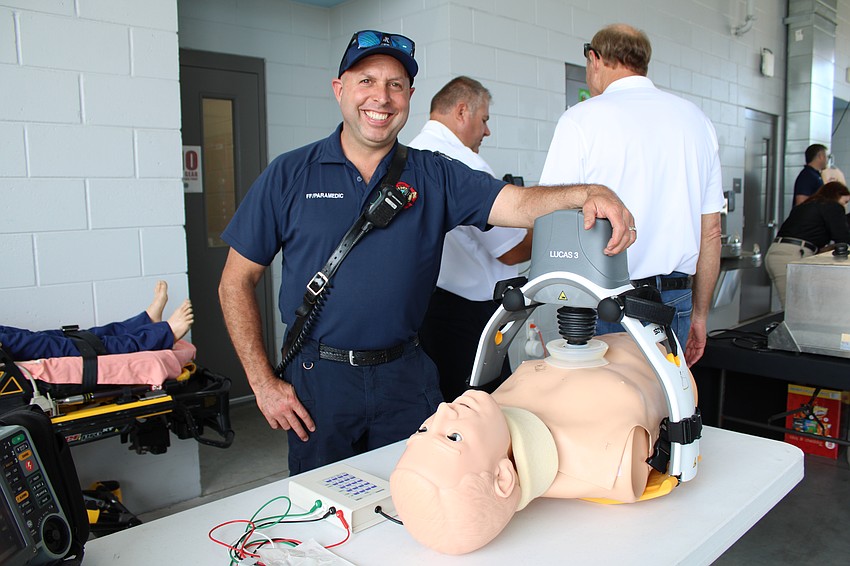 Andre Hoefer shows how to use a Lucas device, which automatically delivers chest compressions.