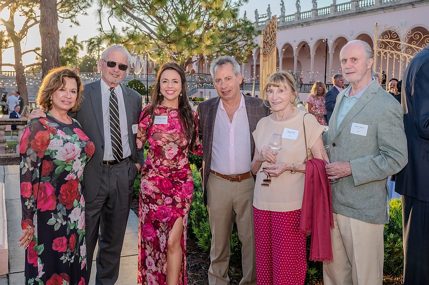 Mayra and John Schmidt, Barbara and Mike Landy, Peggy Allen and Steve Dixon