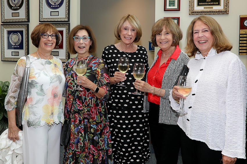 Stefanie Fine, Janice Burne, Beth Hocherman, Judy Gewitz and Alice Greenwald