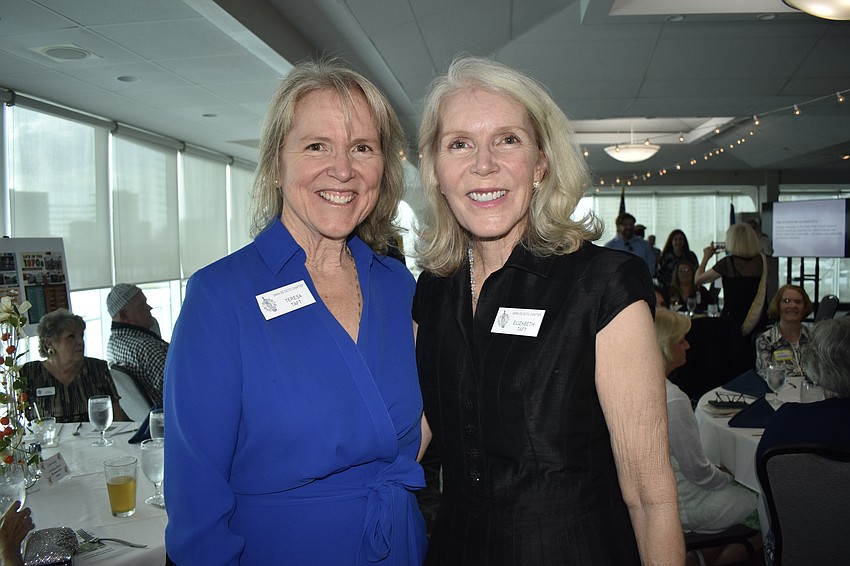 Teresa Taft and her sister Elizabeth Taft