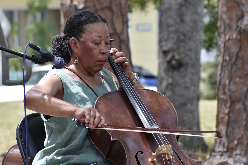Karen Patterson of Yellow Springs, Ohio, plays the cello.