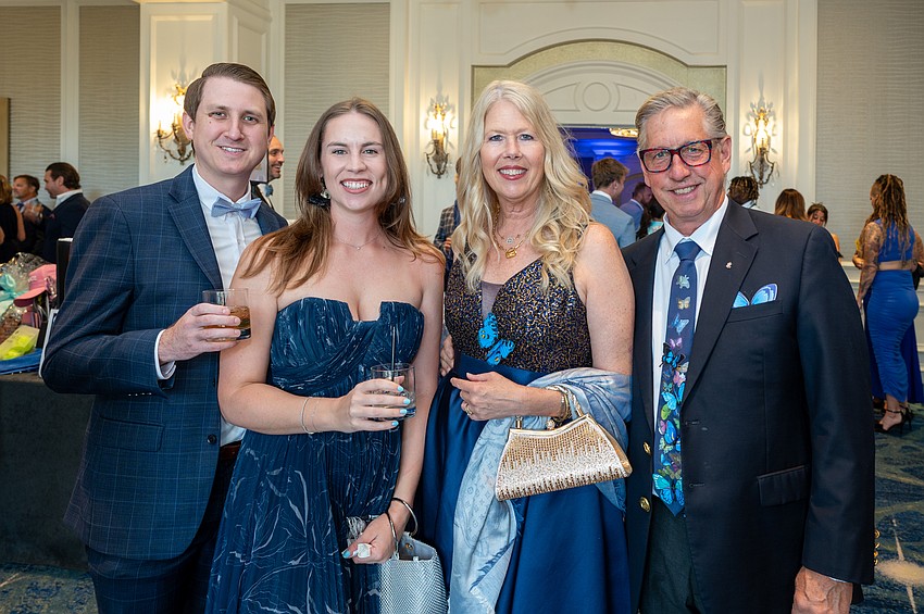 Dylan and Anna Kiser with Roberta and Tom Tengerdy