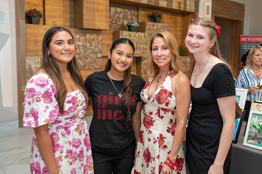 Cecilia Tritsch, Jasmine Cardona, event Co-Chair Jennifer Horiuchi and Grace Leitz