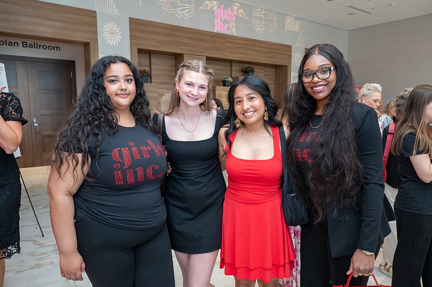 Jodany Delrosari, Grace Leitz, Marisa Cruz and Chloe Sebiro