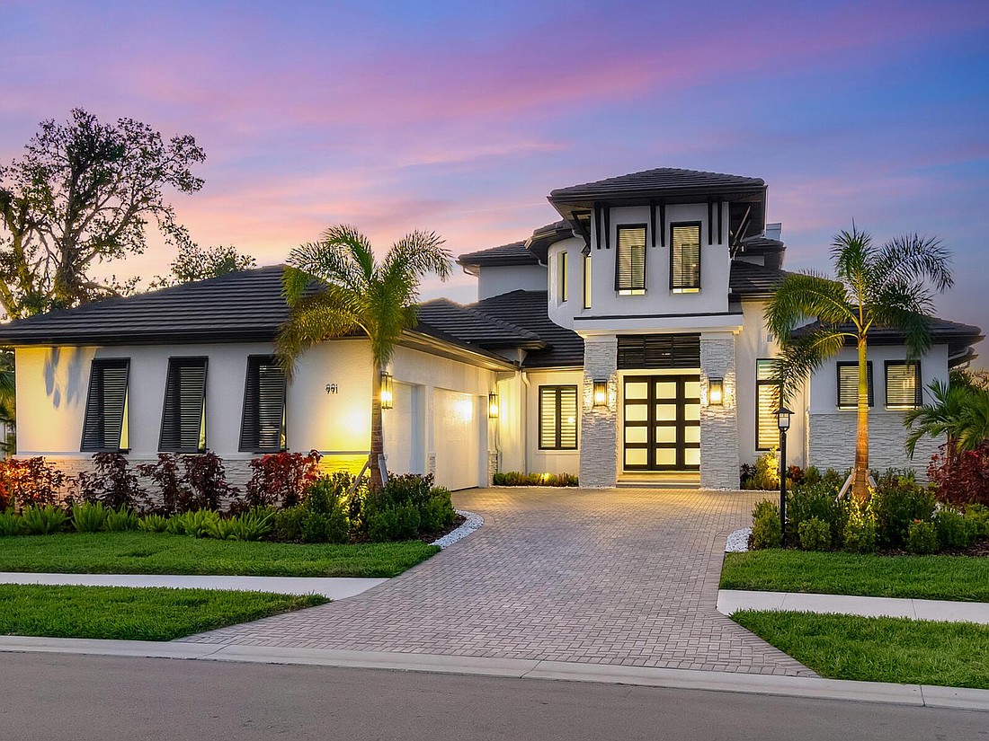 991 Seascape Place was sold for $5,175,000. It was built in 2023 and has 5,196 square feet of living area.