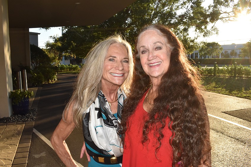 Suzanne Stacy and Carol Scholl