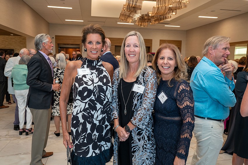 Linda Slawson, Lori Carter and Anna Weatherley