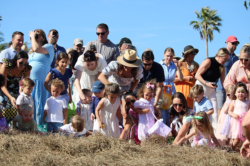 The youngsters were quickly off to the races for the Easter egg hunt.