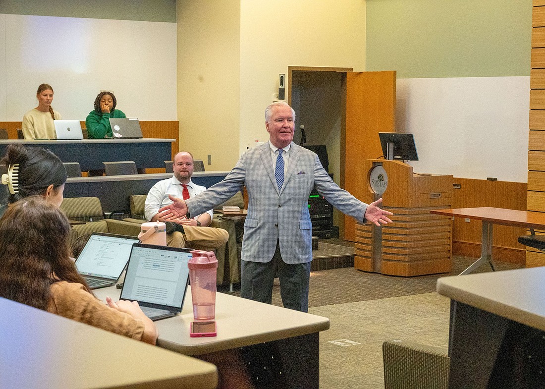 Former Tampa Mayor Bob Buckhorn told students at St. Leo's University Thursday that he is running for mayor — again.
