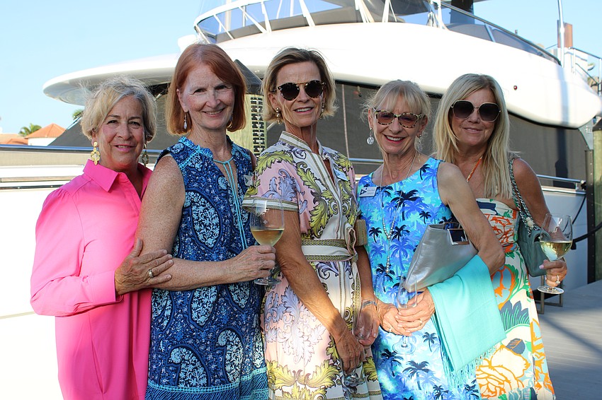 Cathy Landis, Cathy Voigt, Cheryl Chase, Anne-Marie Jannuzzo and Cindy Vella