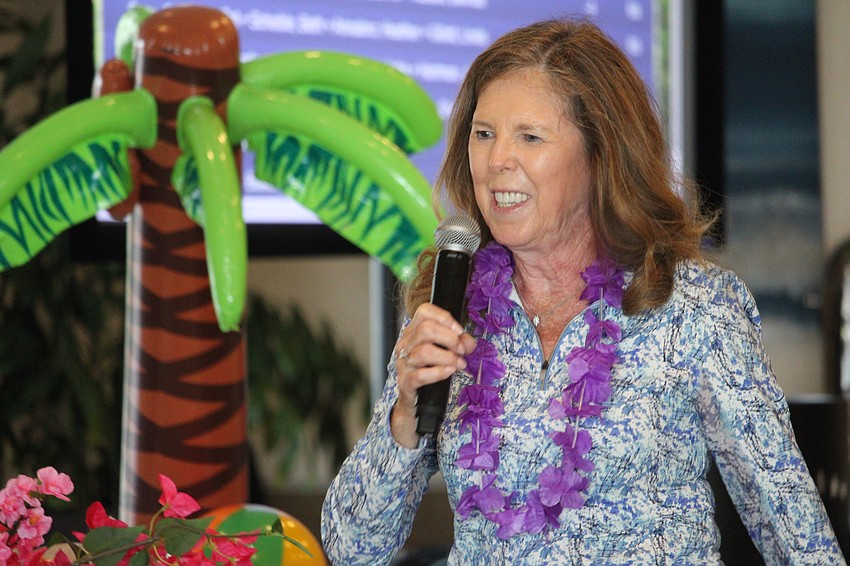 Outgoing Women's Golf Association president Lyn Haycock thanks her fellow board members for their support during her tenure.