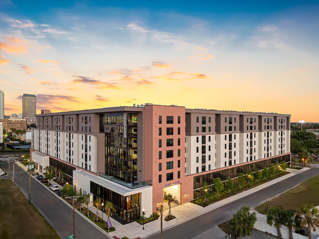 Apella on Newport is a student housing community right on the edge of the University of Tampa.