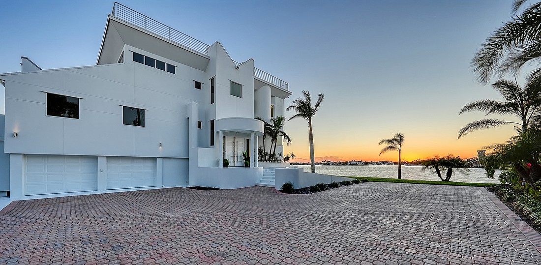 The home at 1400 Siesta Drive was built in 1978 and has three bedrooms, two-and-a-half baths, a pool and 4,660 square feet of living area.