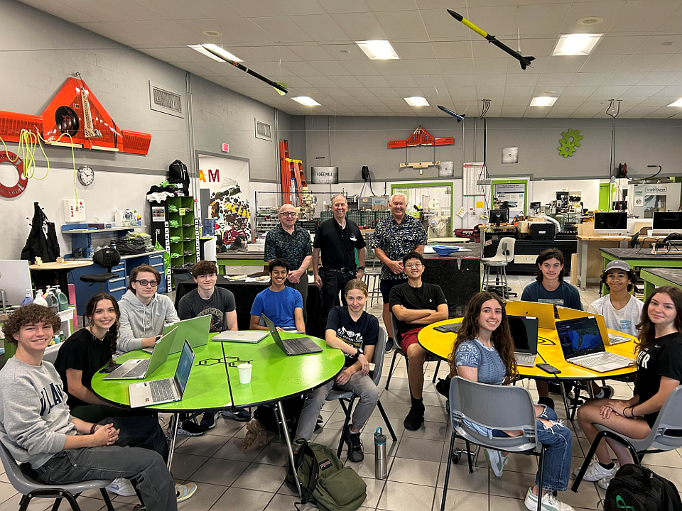 The Science and Technology Society hosts student workshops.
