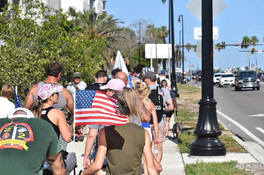 Hikers head towards the Ringling Bridge.