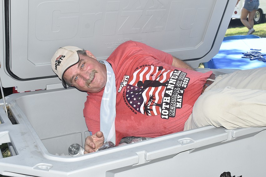 Rob Kehs of SRQ Vets cools off after the hike.