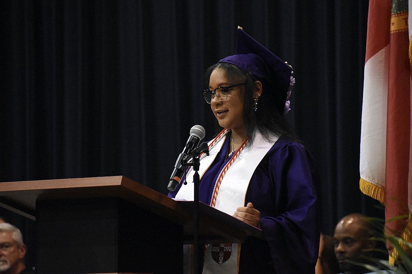 Commencement speaker Sarah Sarmiento addresses the class.