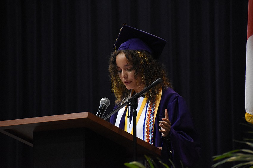 Commencement speaker Ariyana Enis addresses the class.