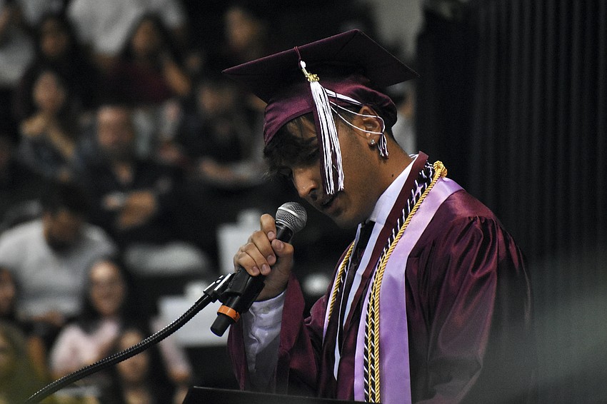 Class secretary Lucca Stefenoni offers a speech.