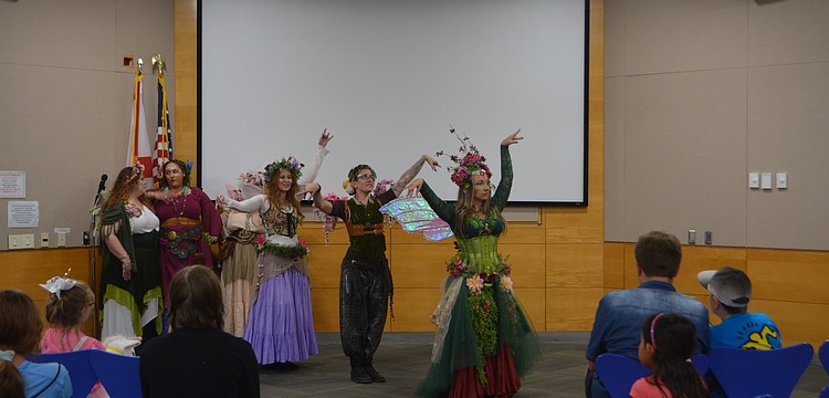 ShimmyBOOM bellydancers, lead by Misha Nell, performed at the SRQCon at the Selby Libraries.