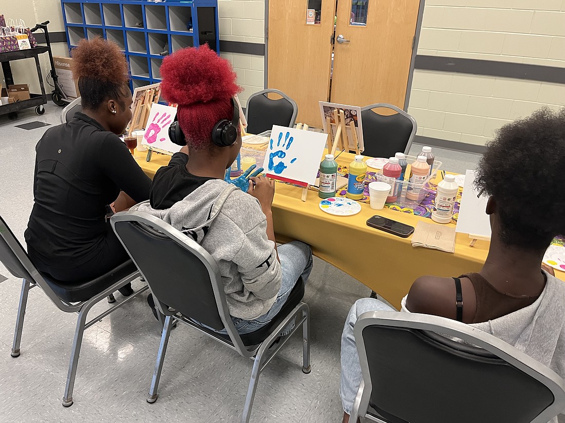 Children were able to do arts and crafts, which allowed them to express their creativity.