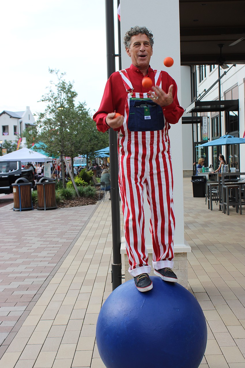 Steven Lombardo of Fritzy Brothers One Man Circus, was having a ball juggling and entertaining kids at the Star-Spangled Spectacular.