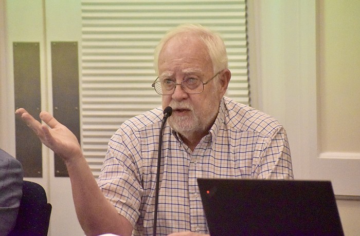 Rex Jensen, CEO of Schroeder-Manatee Ranch, speaks to residents July 24 about a possible roundabout at the intersection of University Parkway and Legacy Boulevard and Deer Drive.