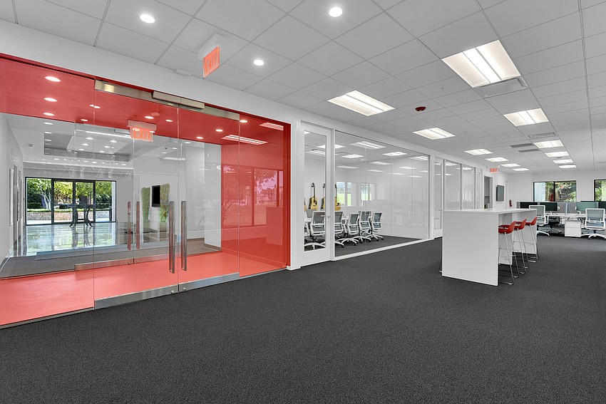 Vantage Construction Services has completed the renovation of iHeartMedia’s new Fort Myers studio.