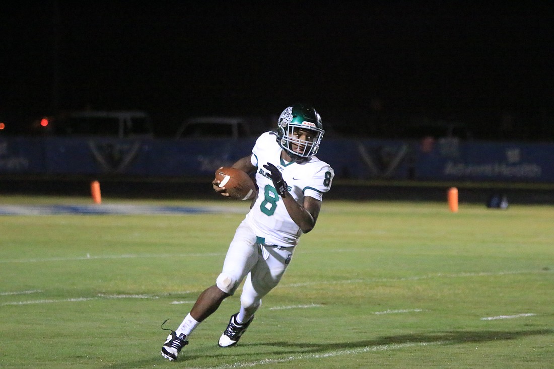FPC quarterback La'Darius Simmons runs a keeper against Matanzas on Aug. 22. File photo by Brian McMillan